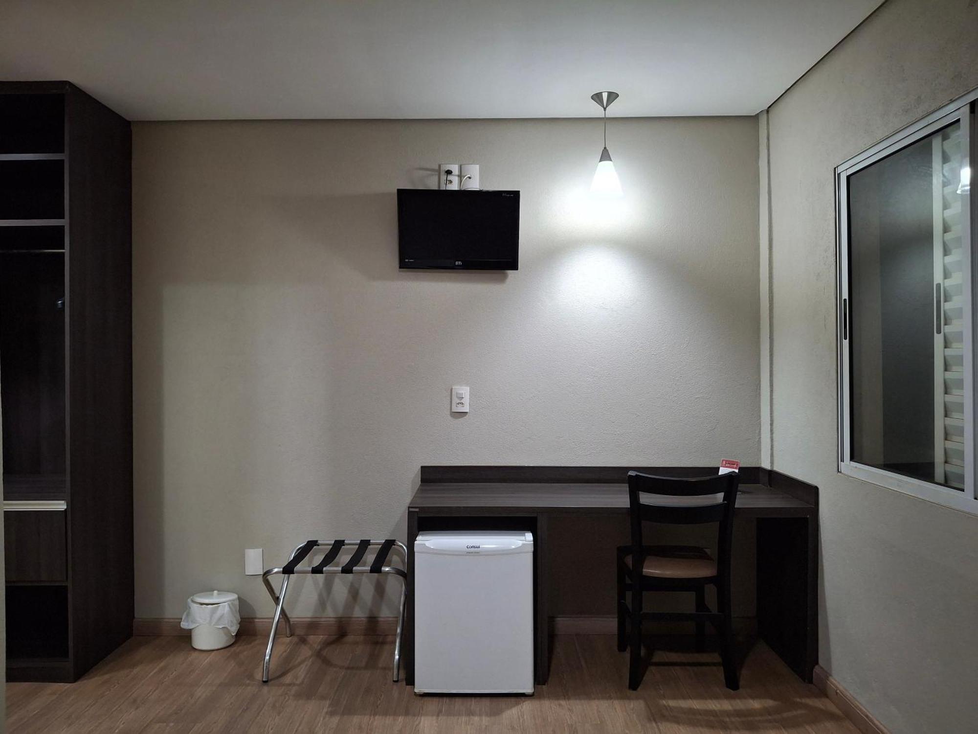 Onix Inn Hotel Cravinhos Εξωτερικό φωτογραφία