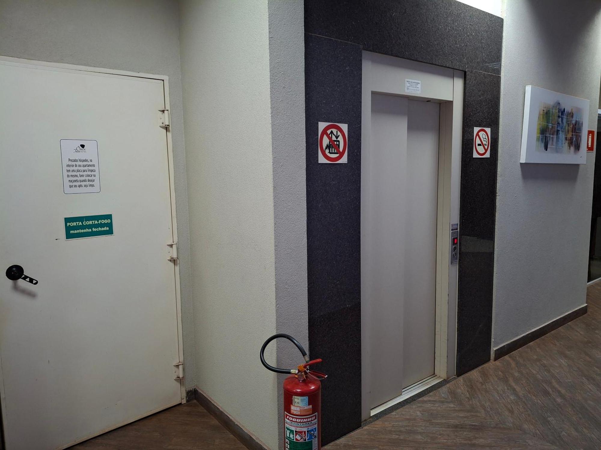 Onix Inn Hotel Cravinhos Εξωτερικό φωτογραφία